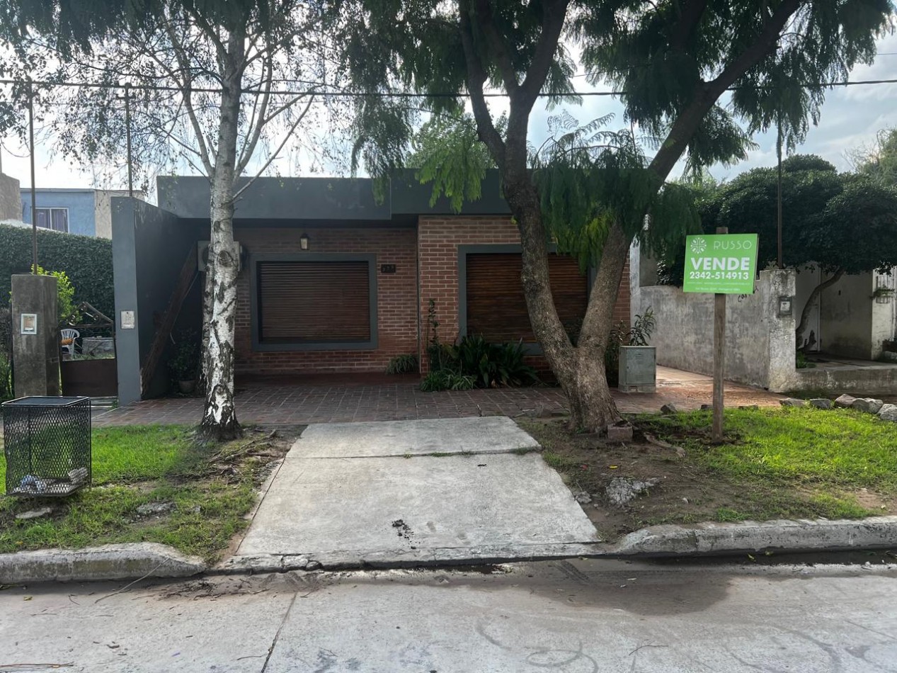 CASA EN VENTA | QUENARD 700 | BRAGADO