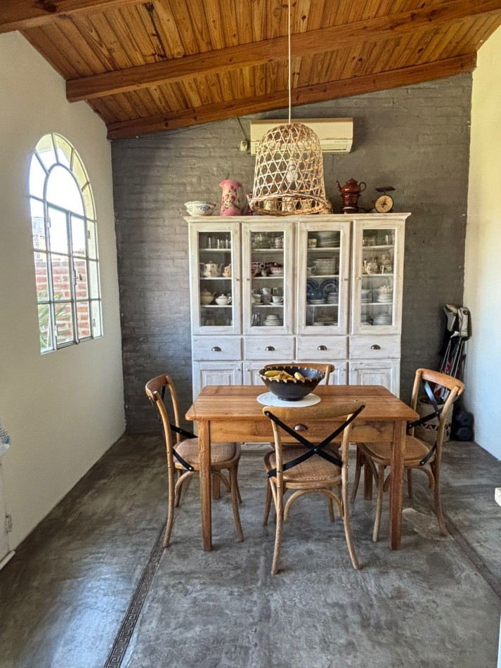 CASA EN VENTA | AMEGHINO 1700 | BRAGADO