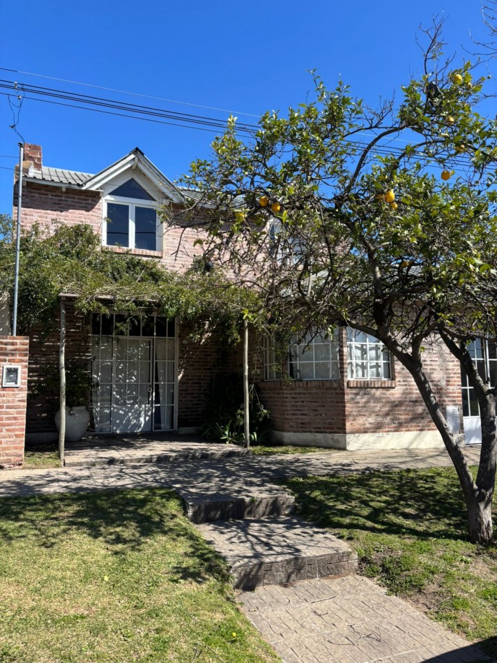 CASA EN VENTA | AMEGHINO 1700 | BRAGADO