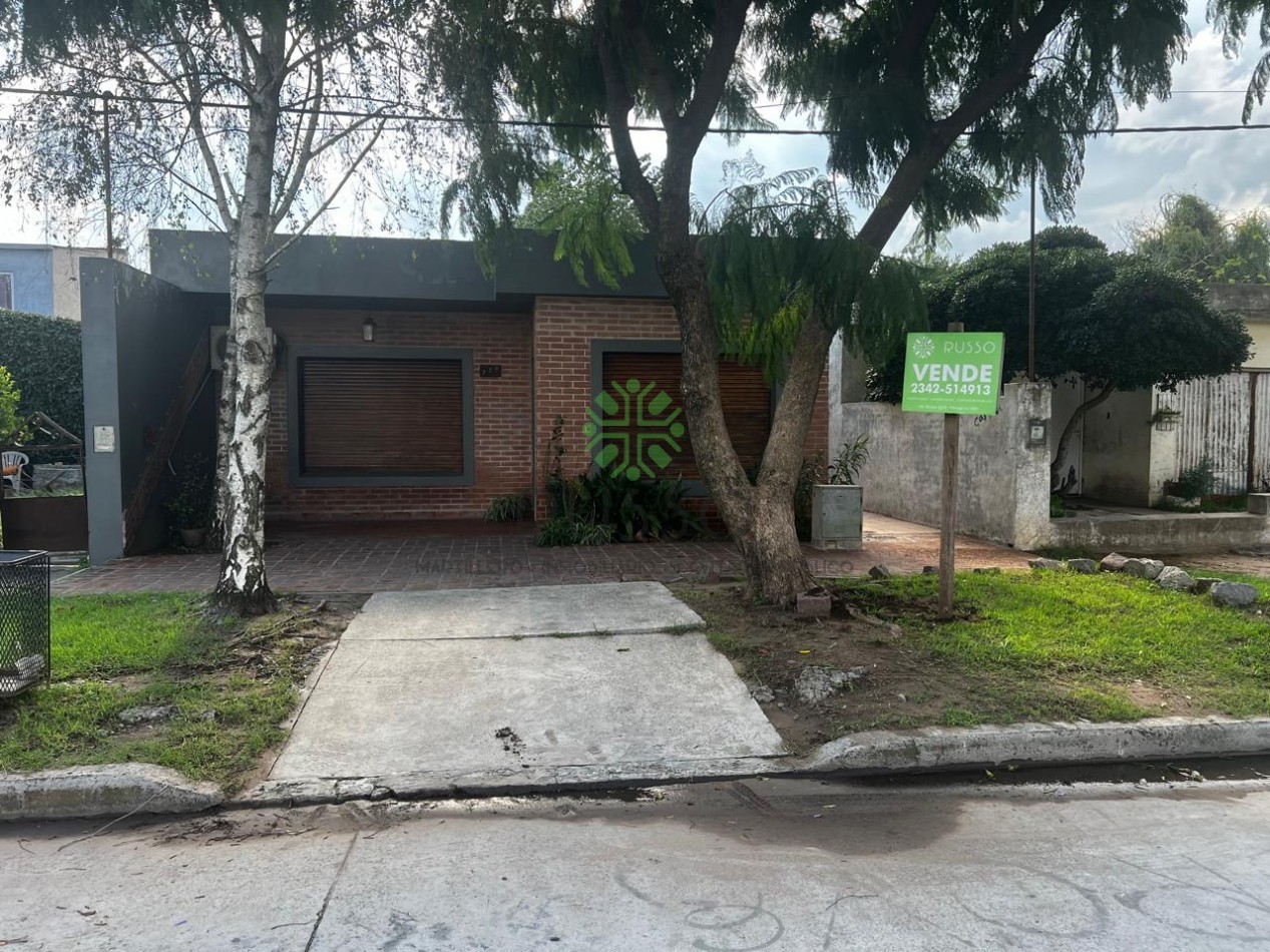 CASA EN VENTA | QUENARD 700 | BRAGADO